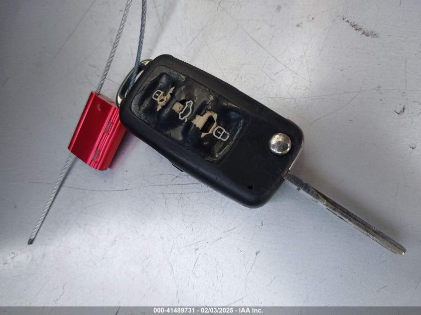 2013 Volkswagen Passat 2.5L S VIN: 1VWAP7A37DC053930 Lot: 41489731