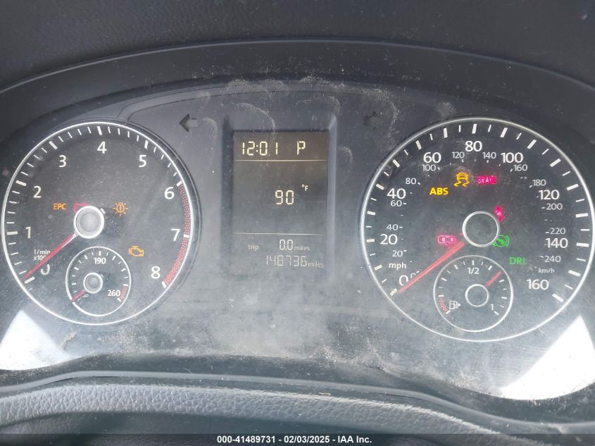 2013 Volkswagen Passat 2.5L S VIN: 1VWAP7A37DC053930 Lot: 41489731