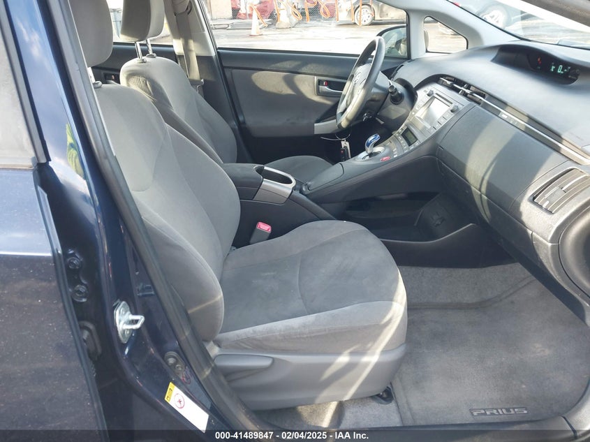 2013 TOYOTA PRIUS VIN: JTDKN3DU3D1642589