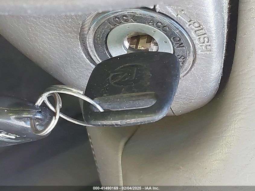 2003 Toyota Camry Le VIN: 4T1BE32K43U250991 Lot: 41490169