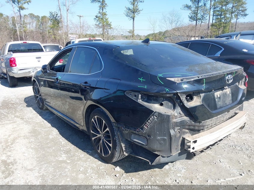 2019 TOYOTA CAMRY VIN: 4T1B11HK8KU691979