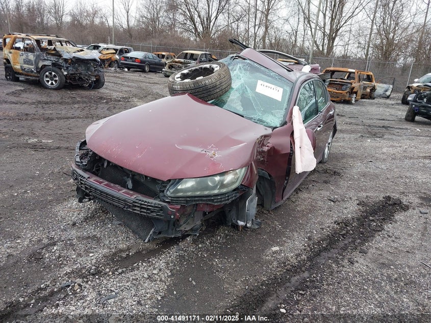 2013 HONDA ACCORD VIN: 1HGCR3F87DA007238