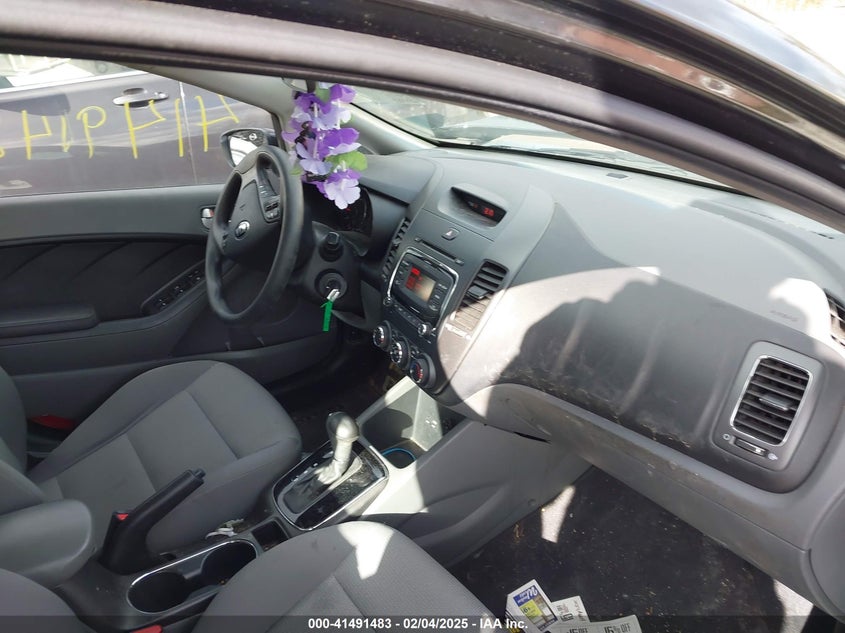 2018 KIA FORTE VIN: 3KPFK4A7XJE197047