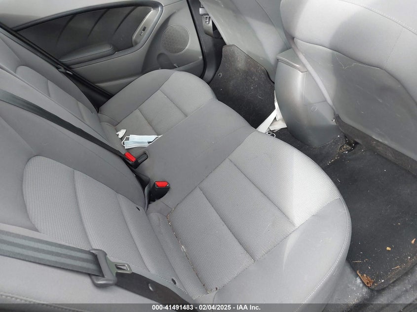 2018 KIA FORTE VIN: 3KPFK4A7XJE197047