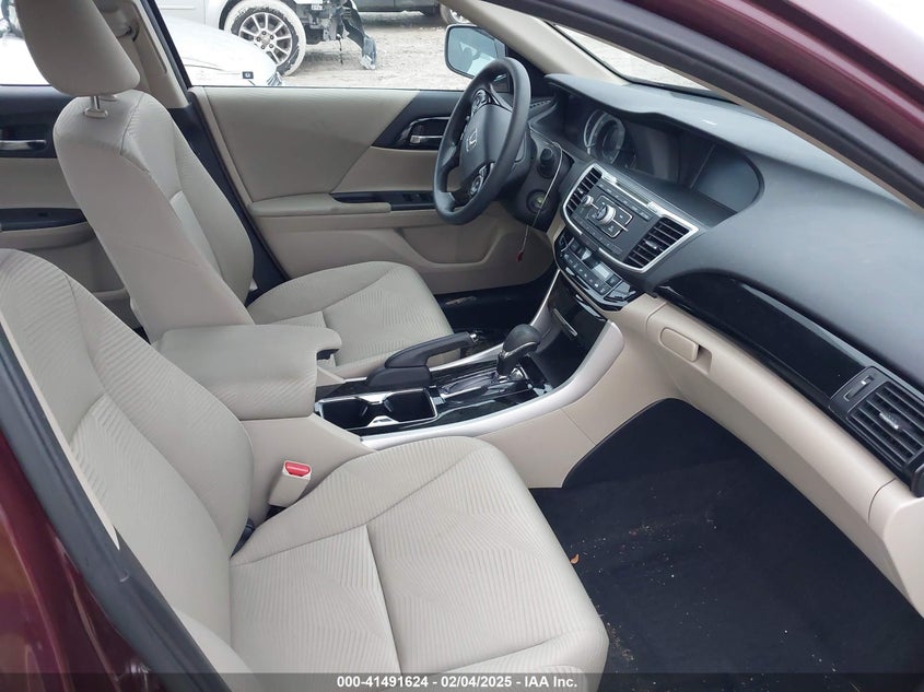 2017 HONDA ACCORD VIN: 1HGCR2F38HA122189