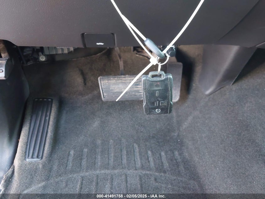 2015 CHEVROLET SILVERADO VIN: 3GCUKREHXFG460818