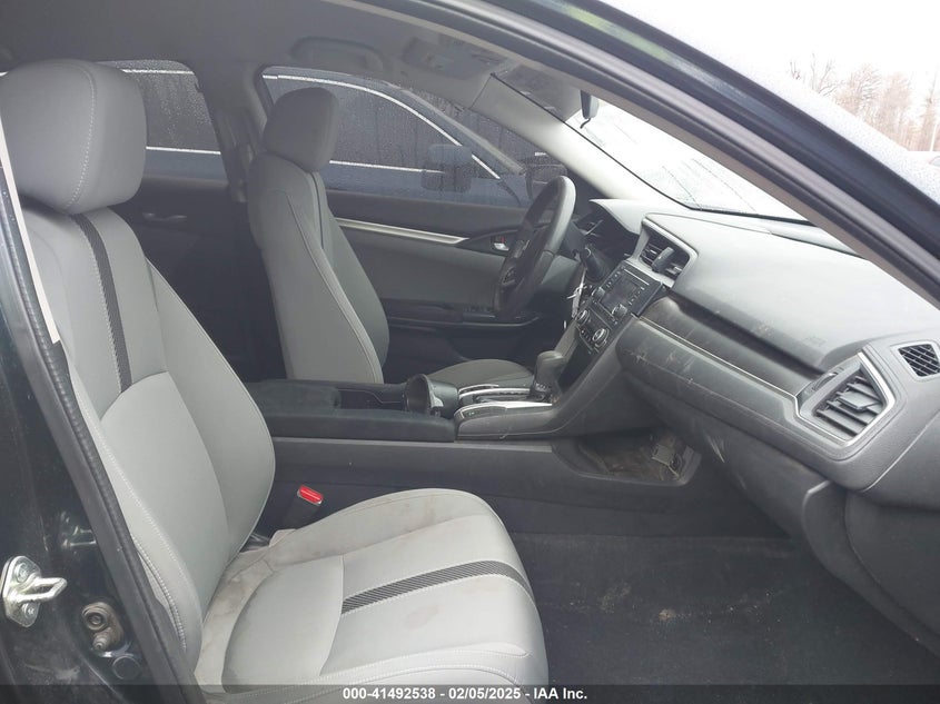 2016 HONDA CIVIC LX - 19XFC2F55GE207789