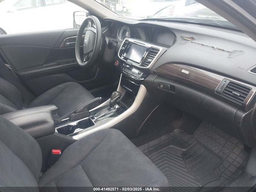 2016 HONDA ACCORD VIN: 1HGCR2F71GA226024