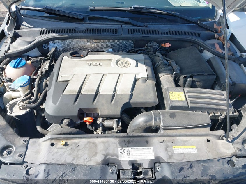 2014 VOLKSWAGEN JETTA VIN: 3VWLL7AJ7EM359951