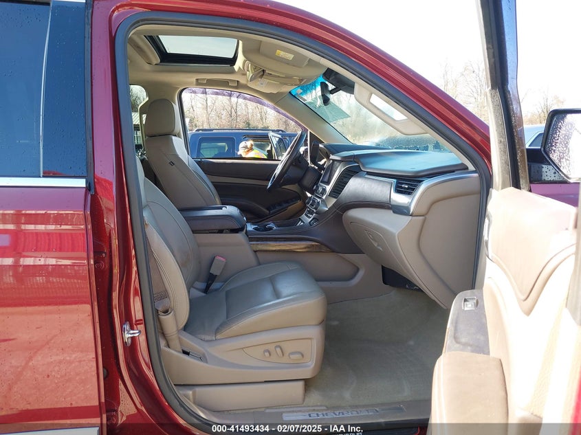 2017 CHEVROLET SUBURBAN LT - 1GNSKHKC8HR121902