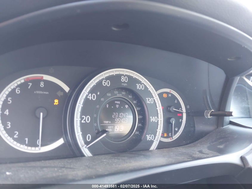 2013 HONDA ACCORD VIN: 1HGCR2F86DA095676