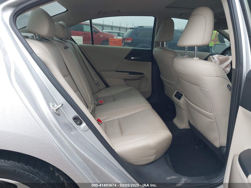 2015 HONDA ACCORD HYBRID VIN: 1HGCR6F58FA005511