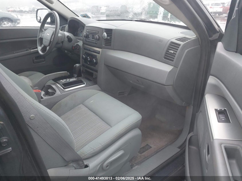 2007 JEEP GRAND CHEROKEE VIN: 1J8GR48KX7C640722