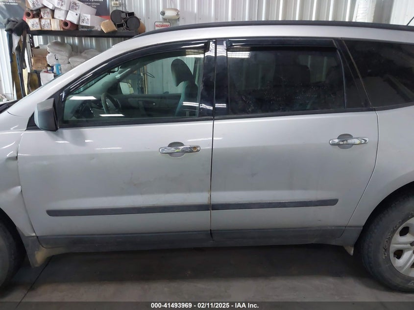 2014 CHEVROLET TRAVERSE LS - 1GNKVFED3EJ370893