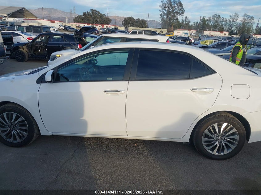 2018 TOYOTA COROLLA VIN: 5YFBURHE2JP781533