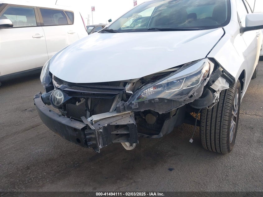 2018 TOYOTA COROLLA VIN: 5YFBURHE2JP781533