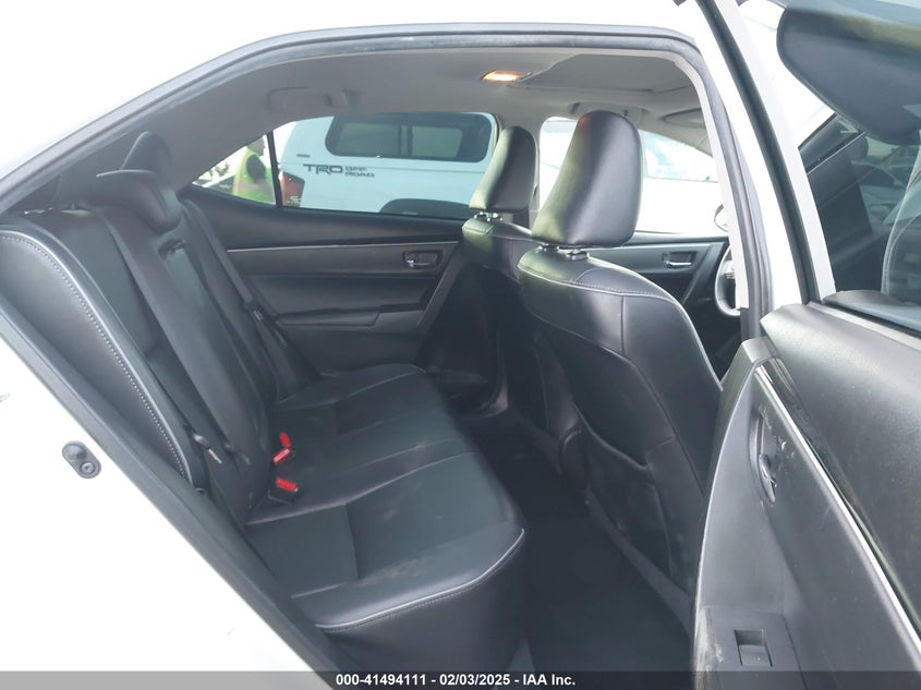 2018 TOYOTA COROLLA VIN: 5YFBURHE2JP781533