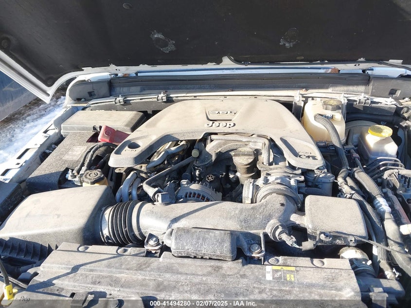 2018 JEEP WRANGLER UNLIMITED SAHARA 4X4 - 1C4HJXEG9JW240239