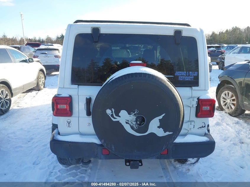 2018 JEEP WRANGLER UNLIMITED SAHARA 4X4 - 1C4HJXEG9JW240239