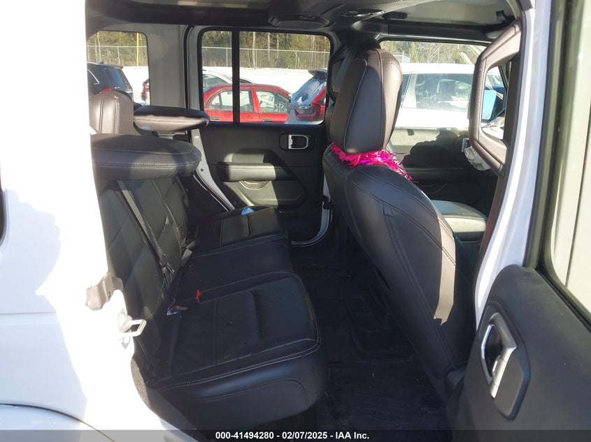 2018 JEEP WRANGLER UNLIMITED SAHARA 4X4 - 1C4HJXEG9JW240239