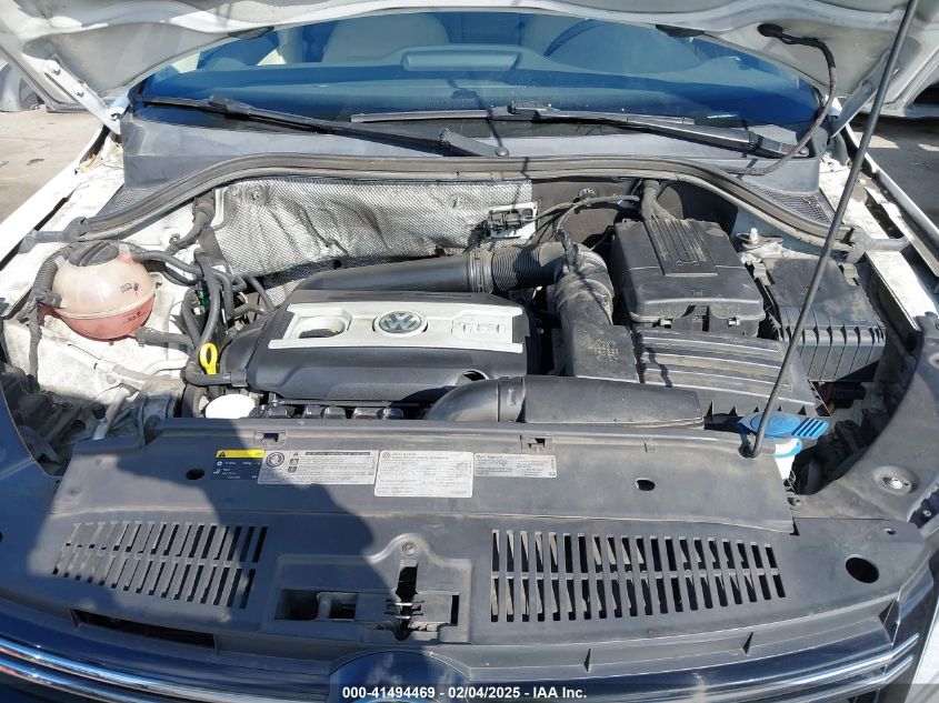 2016 Volkswagen Tiguan S VIN: WVGAV7AX4GW562982 Lot: 41494469