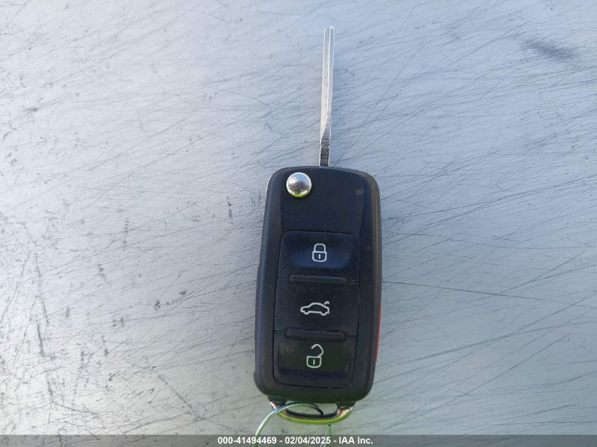 2016 Volkswagen Tiguan S VIN: WVGAV7AX4GW562982 Lot: 41494469