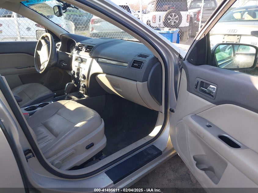 2010 FORD FUSION VIN: 3FAHP0JA4AR353936