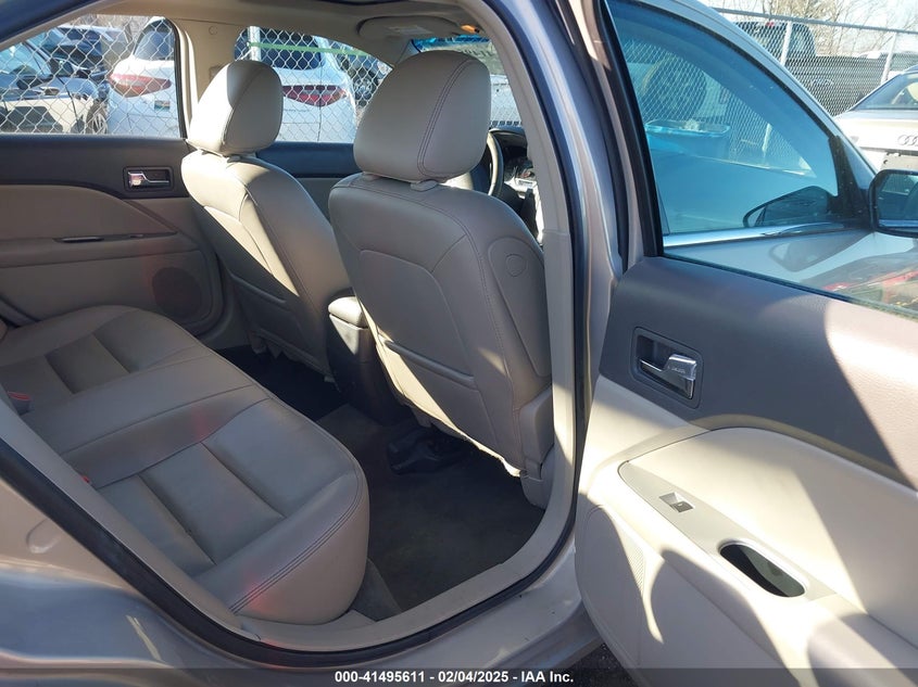 2010 FORD FUSION VIN: 3FAHP0JA4AR353936