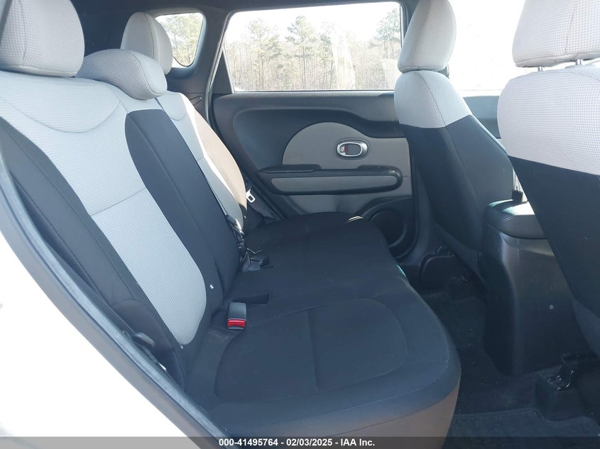 2015 KIA SOUL VIN: KNDJN2A22F7140858
