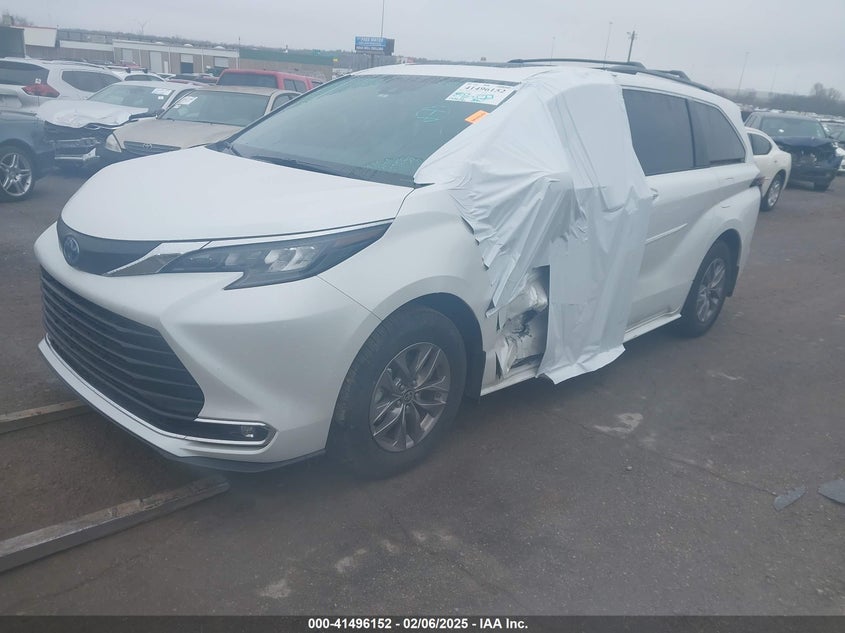 Vin: 5tdyrkec3rs182150, lot: 41986811, toyota sienna xle 20242