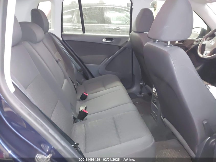 2014 VOLKSWAGEN TIGUAN VIN: WVGBV3AX0EW520531
