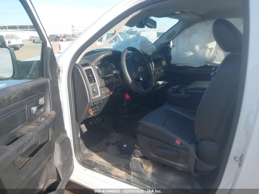 2023 RAM 1500 CLASSIC VIN: 3C6JR7DG8PG656650