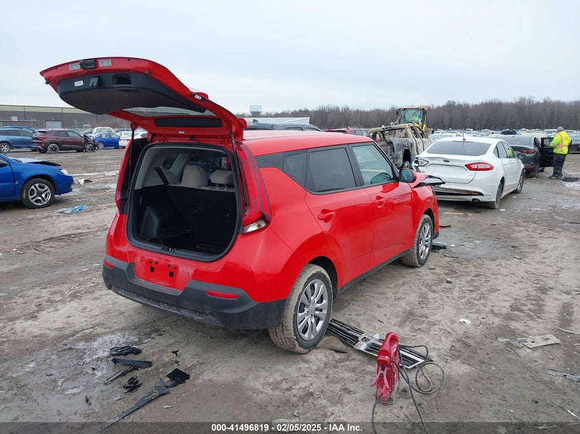 2021 KIA SOUL VIN: KNDJ23AU9M7757624