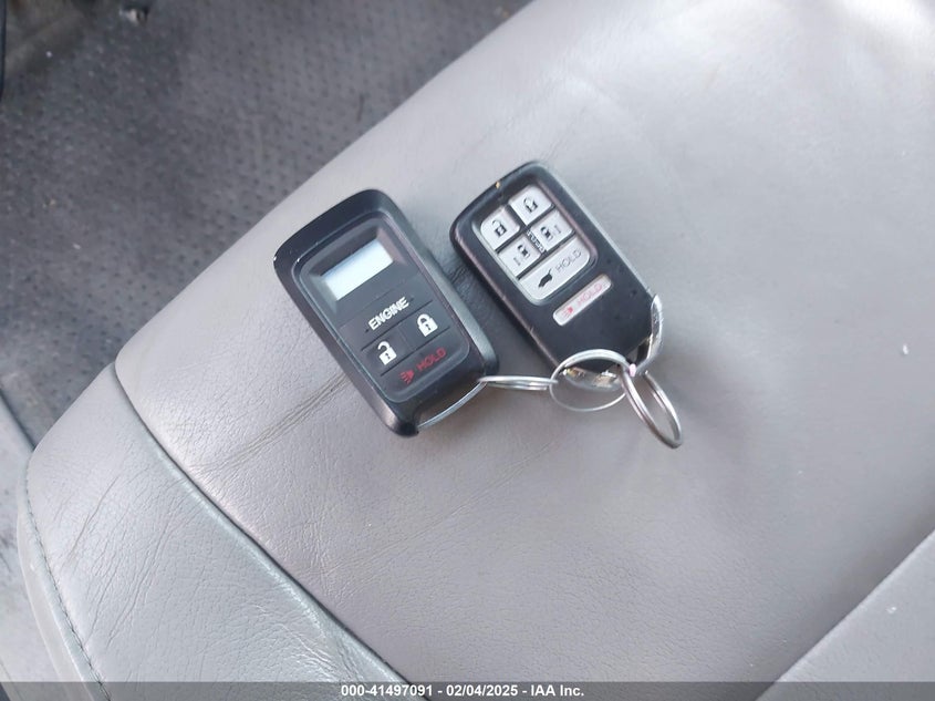 2016 HONDA ODYSSEY VIN: 5FNRL5H65GB090374