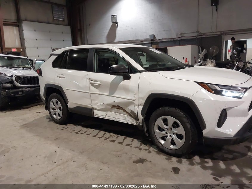 2024 TOYOTA RAV4 LE - 2T3F1RFV4RC397446