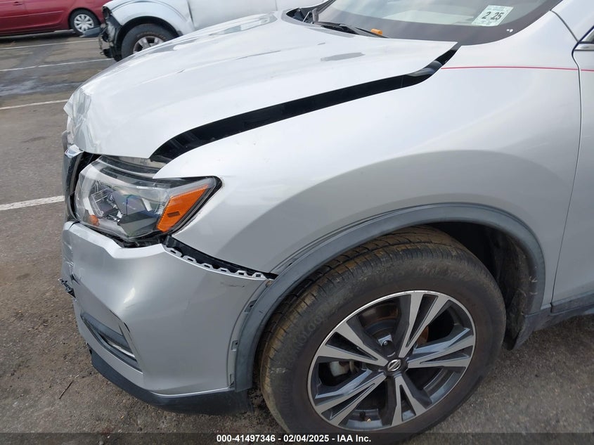 2019 NISSAN ROGUE VIN: JN8AT2MV1KW379852
