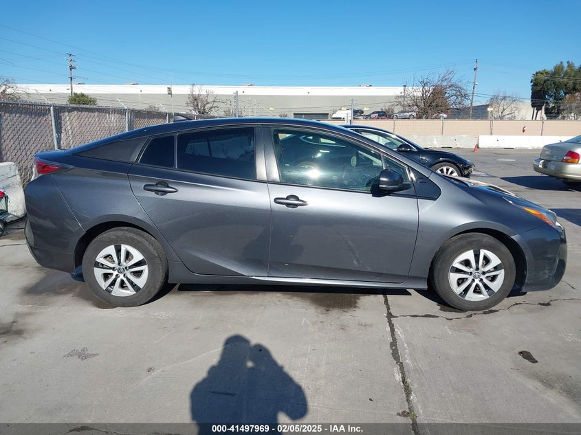 2016 TOYOTA PRIUS VIN: JTDKARFU5G3020967