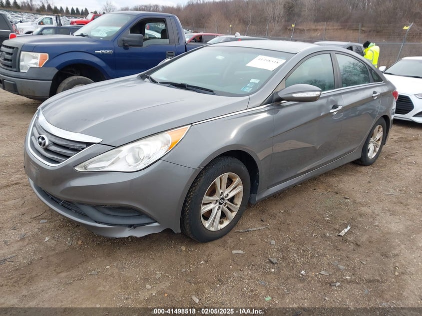 2014 HYUNDAI SONATA VIN: 5NPEB4AC7EH881838