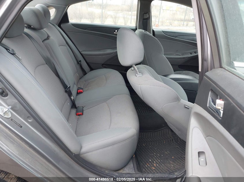 2014 HYUNDAI SONATA VIN: 5NPEB4AC7EH881838