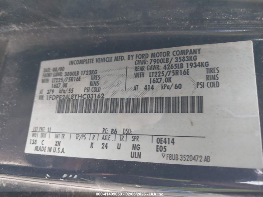 2000 Ford E-250 Recreational VIN: 1FDPE24L8YHC03162 Lot: 41499050