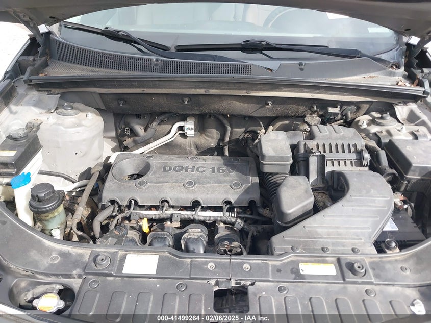 2011 Kia Sorento Lx VIN: 5XYKT4A18BG023781 Lot: 41499264