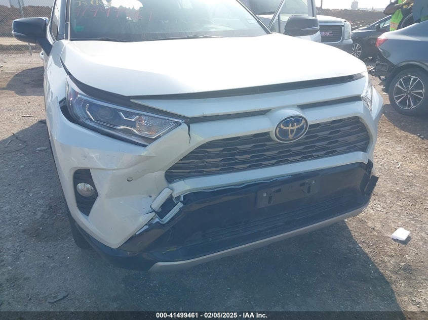 2019 TOYOTA RAV4 HYBRID XSE - JTMEWRFV1KJ021528