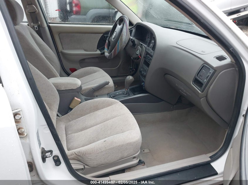 2006 HYUNDAI ELANTRA VIN: KMHDN46D56U298725