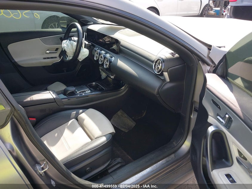 2020 MERCEDES-BENZ CLA 250 VIN: WDD5J4HB1LN044179