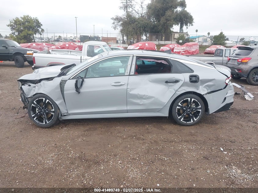 2022 KIA K5 VIN: 5XXG64J29NG116128