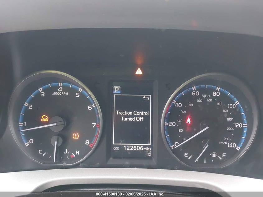 2018 TOYOTA RAV4 XLE - 2T3RFREV0JW802477