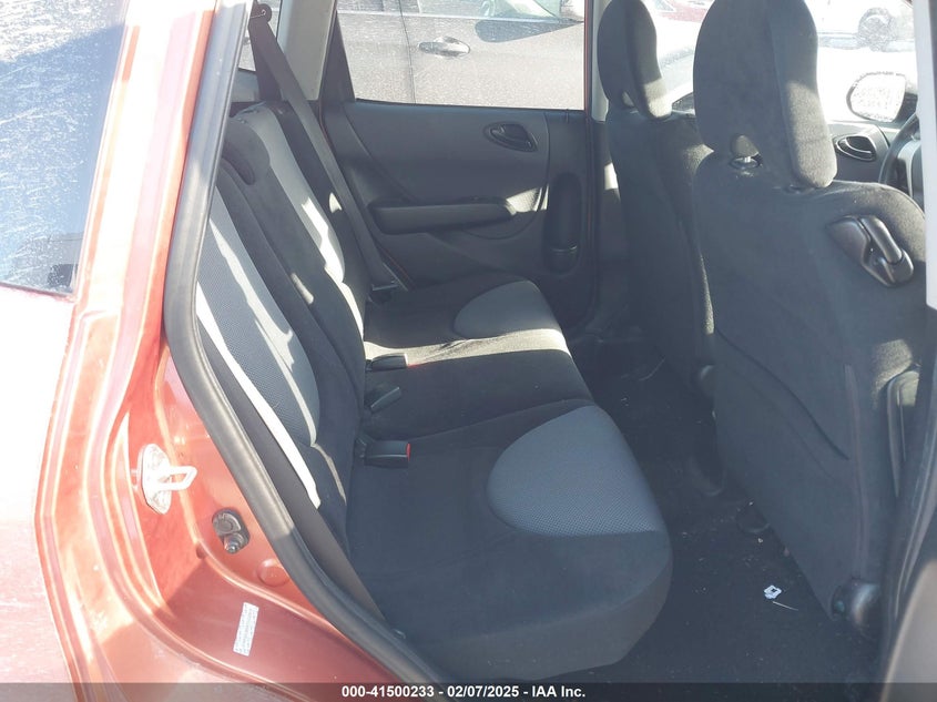 2007 HONDA FIT VIN: JHMGD38647S052919