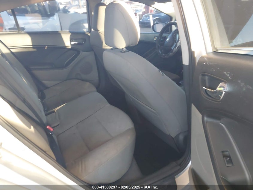 2014 KIA FORTE VIN: KNAFX4A89E5178739