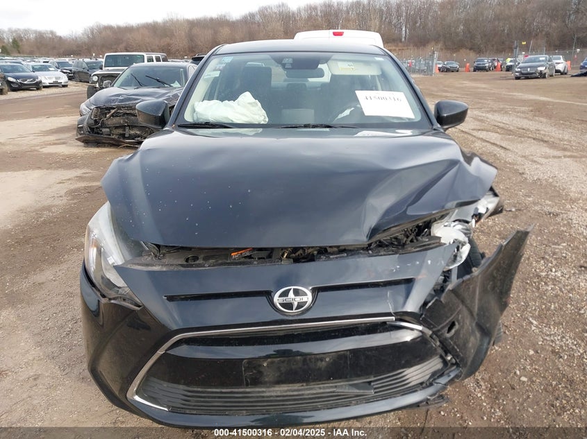 2016 SCION IA VIN: 3MYDLBZV5GY137827