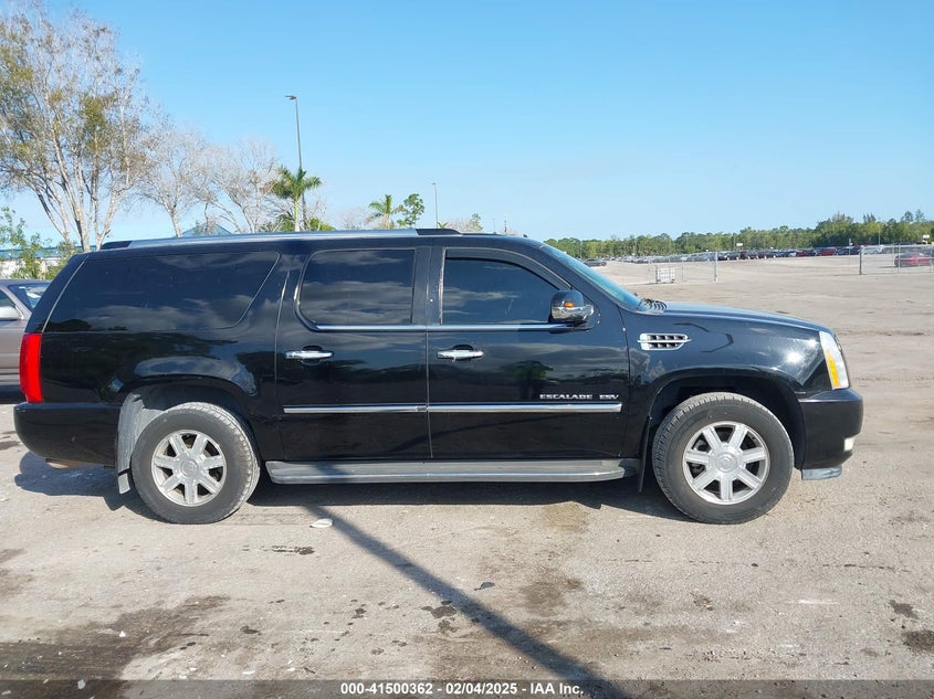 2010 Cadillac Escalade Esv Luxury VIN: 1GYUKHEF9AR255115 Lot: 41500362